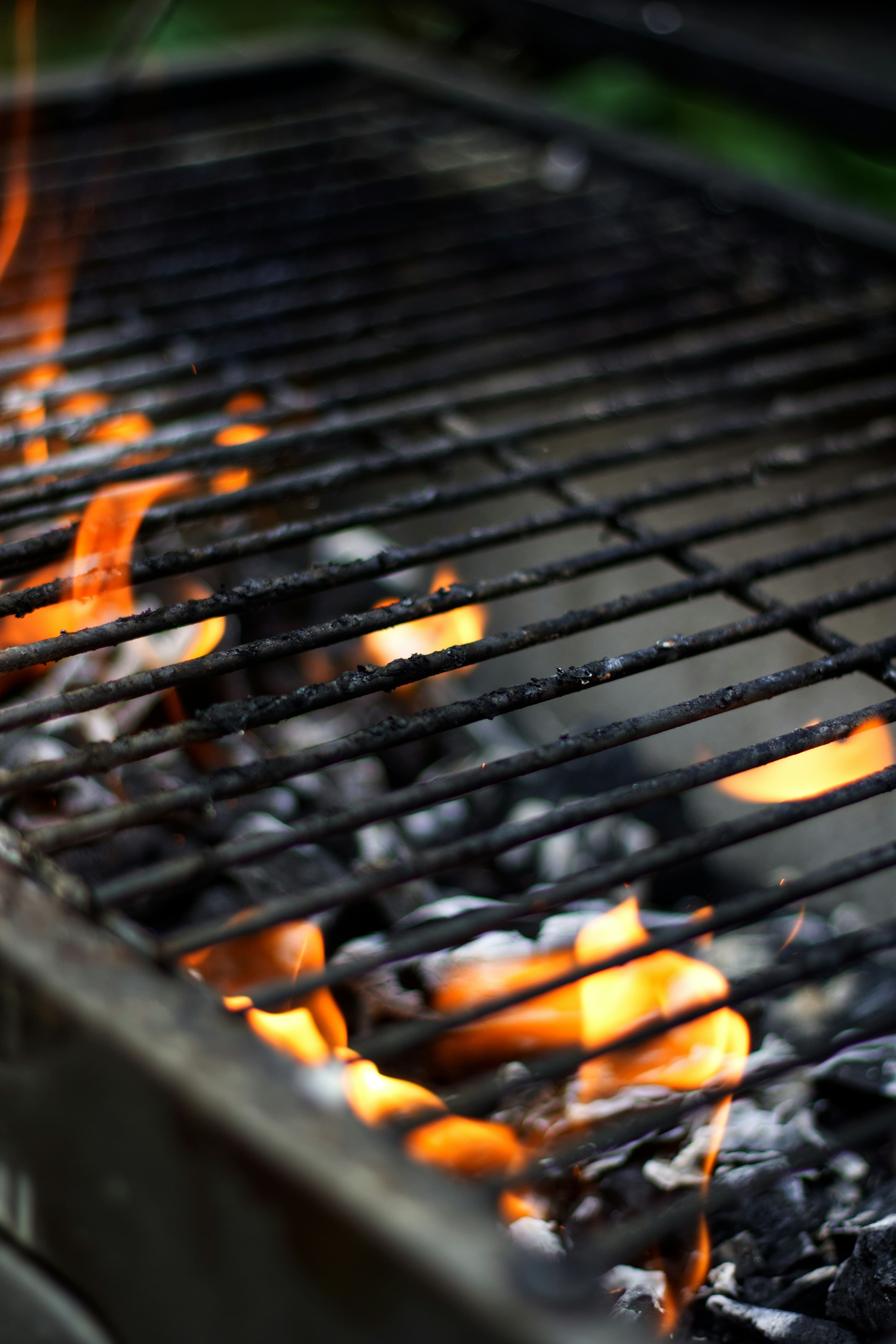 Мясо на углях
